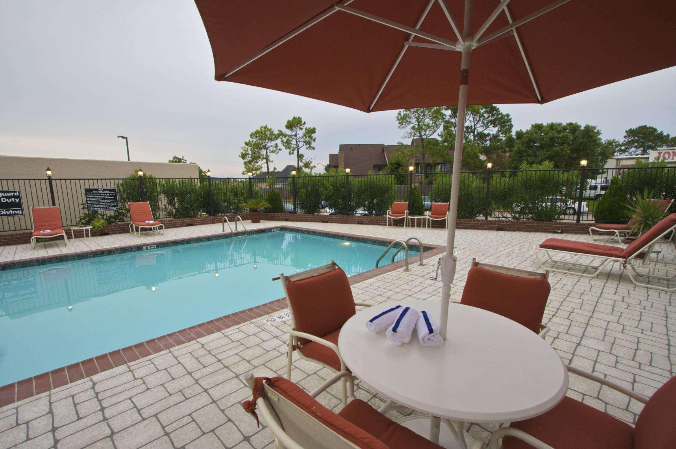 Hampton Inn & Suites Port Arthur Facilities photo