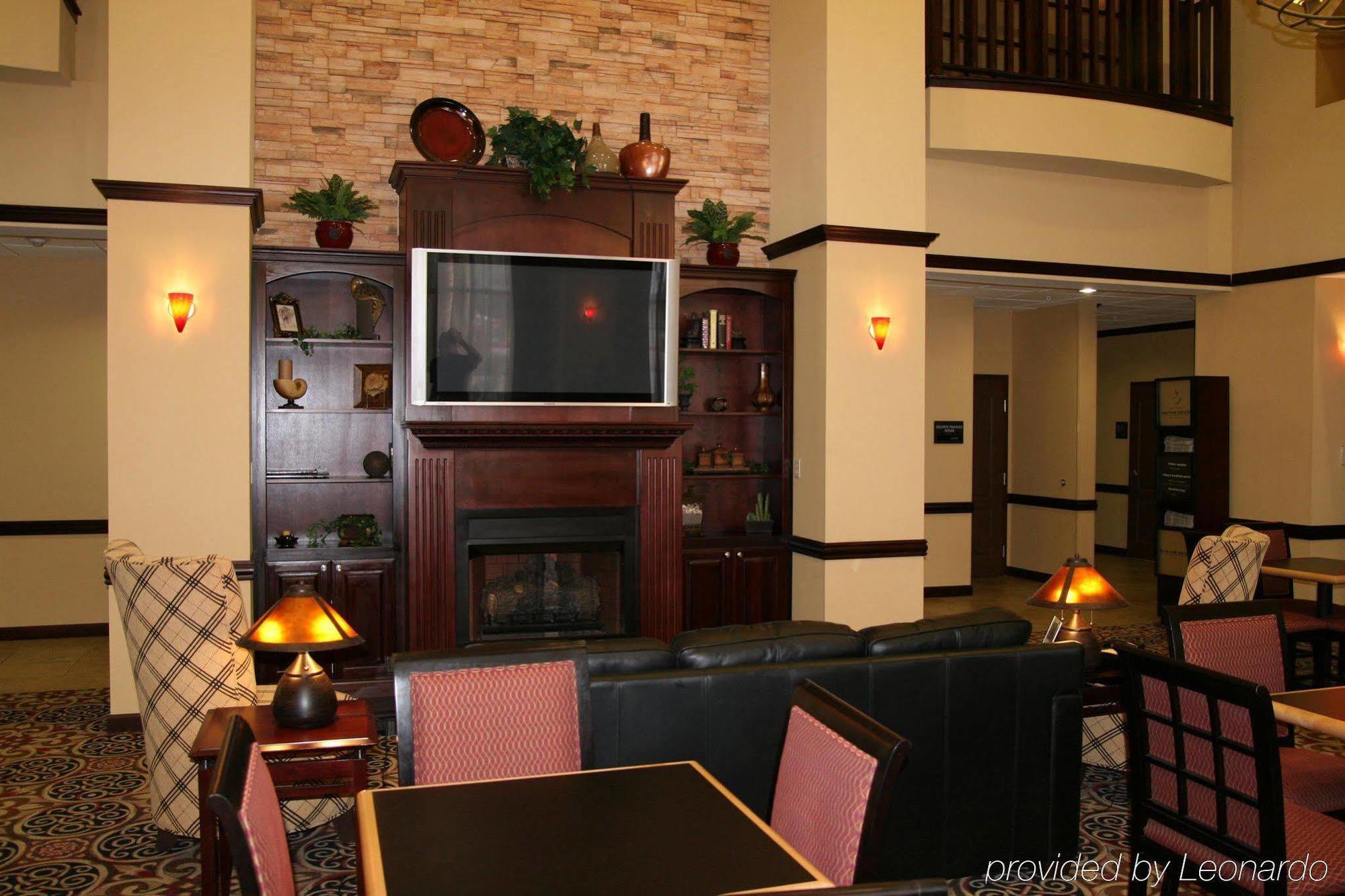 Hampton Inn & Suites Port Arthur Exterior photo